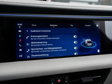 PORSCHE Macan E Matrix-ACC-Pano-Leder-Kamera