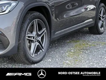 MERCEDES-BENZ GLA 250 e AMG LED PANO KAMERA AMBIENTE