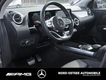MERCEDES-BENZ GLA 250 e AMG LED PANO KAMERA AMBIENTE