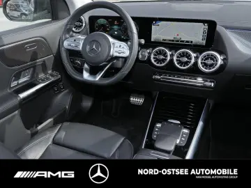 MERCEDES-BENZ GLA 250 e AMG LED PANO KAMERA AMBIENTE