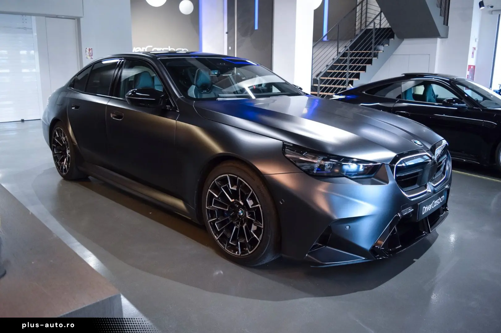 BMW M5 - COMFORT PACK - BOWER&WILKINS DIAMON-20  21