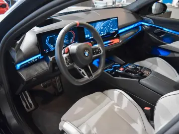 BMW M5 - COMFORT PACK - BOWER&WILKINS DIAMON-20  21