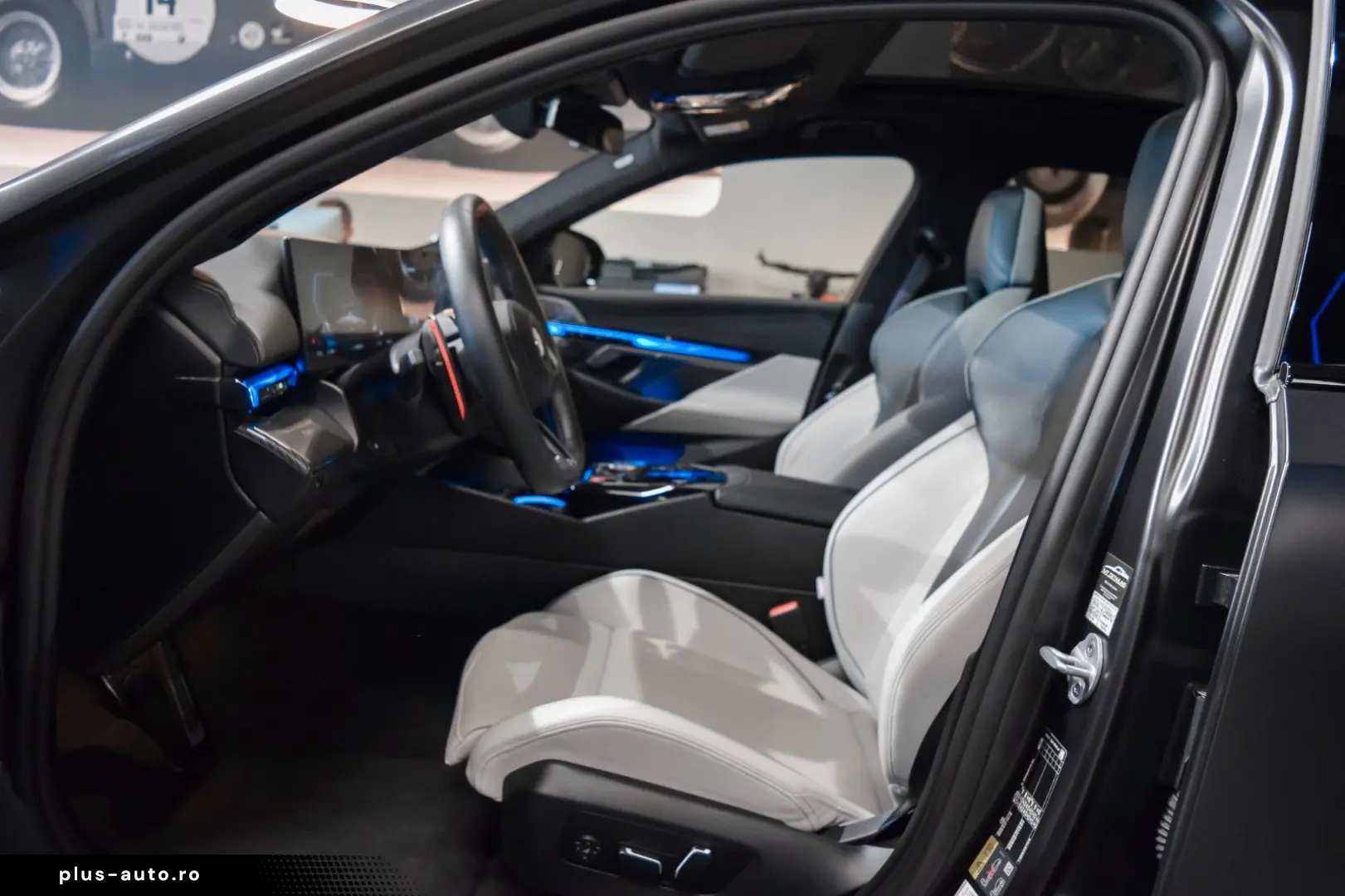 BMW M5 - COMFORT PACK - BOWER&WILKINS DIAMON-20  21