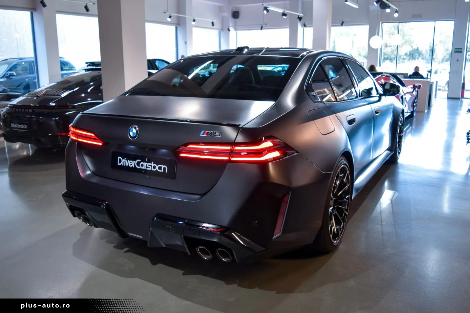 BMW M5 - COMFORT PACK - BOWER&WILKINS DIAMON-20  21