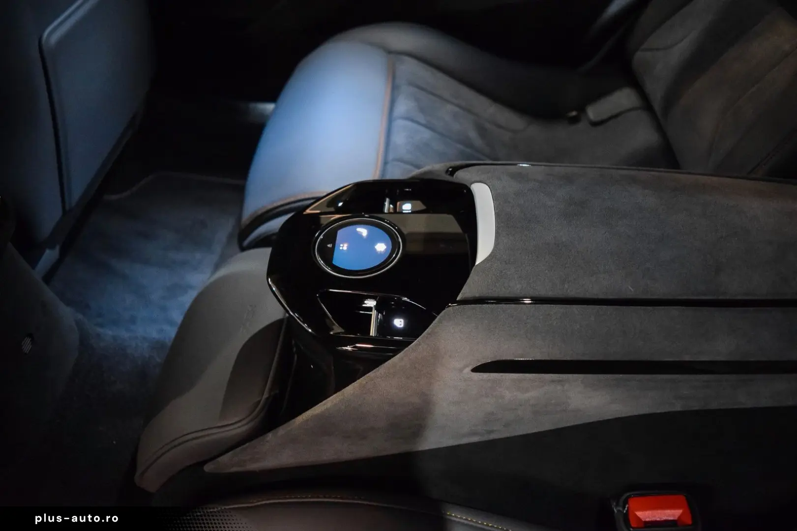 FERRARI PUROSANGUE - FULL CARBON - BURMESTER