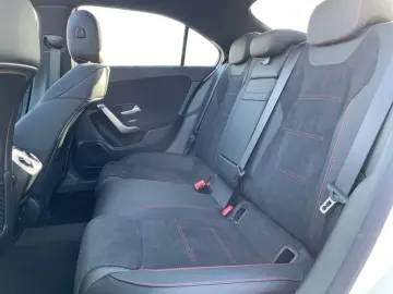 MERCEDES-BENZ A 250 e AMG AMG MBUX Pano SHD Wide Cam&hellip;