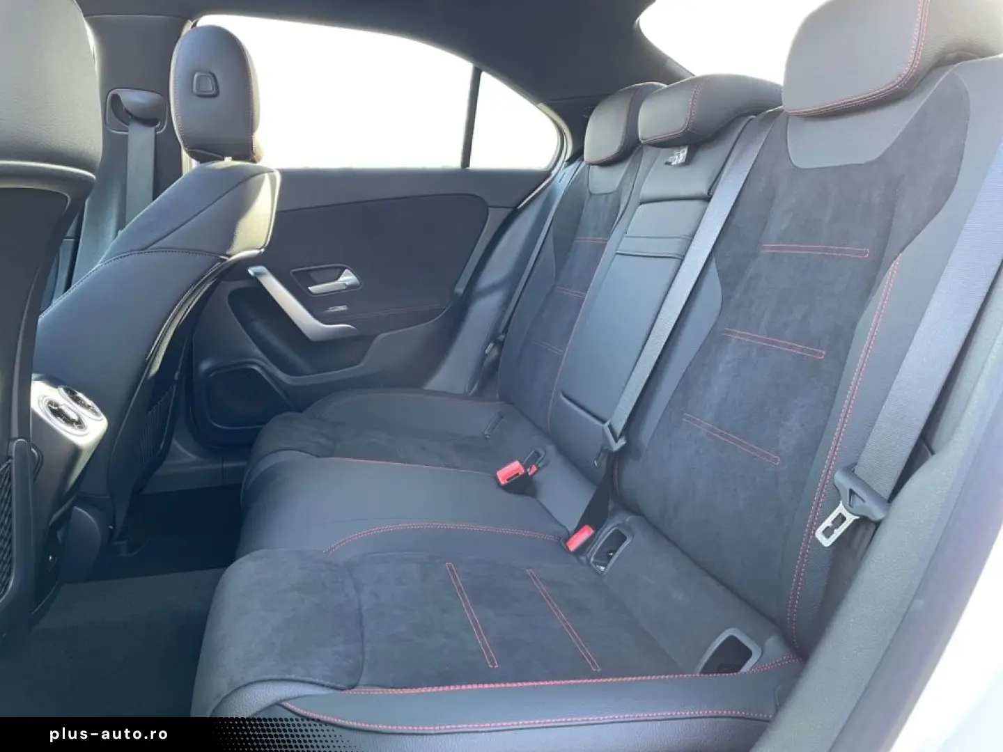 MERCEDES-BENZ A 250 e AMG AMG MBUX Pano SHD Wide Cam&hellip;