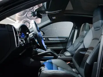 PORSCHE Cayenne E-Hybrid PLATINUM EDITION-CARBON FIBER