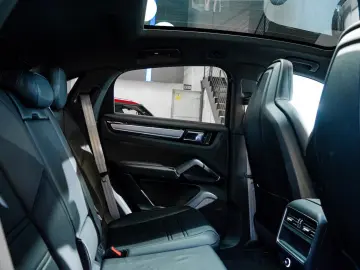 PORSCHE Cayenne E-Hybrid PLATINUM EDITION-CARBON FIBER