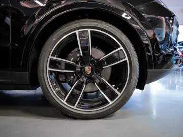 PORSCHE Cayenne E-Hybrid PLATINUM EDITION-CARBON FIBER