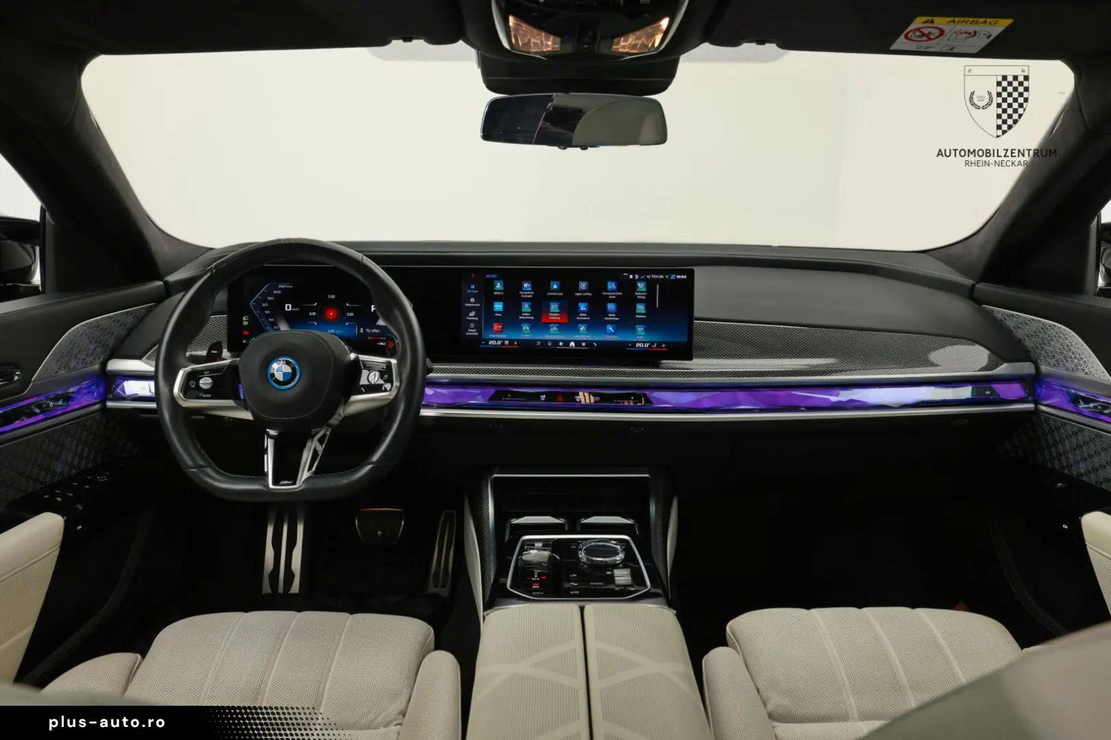 BMW M760 e TwoTone Innovation Panorama Iconic AHK