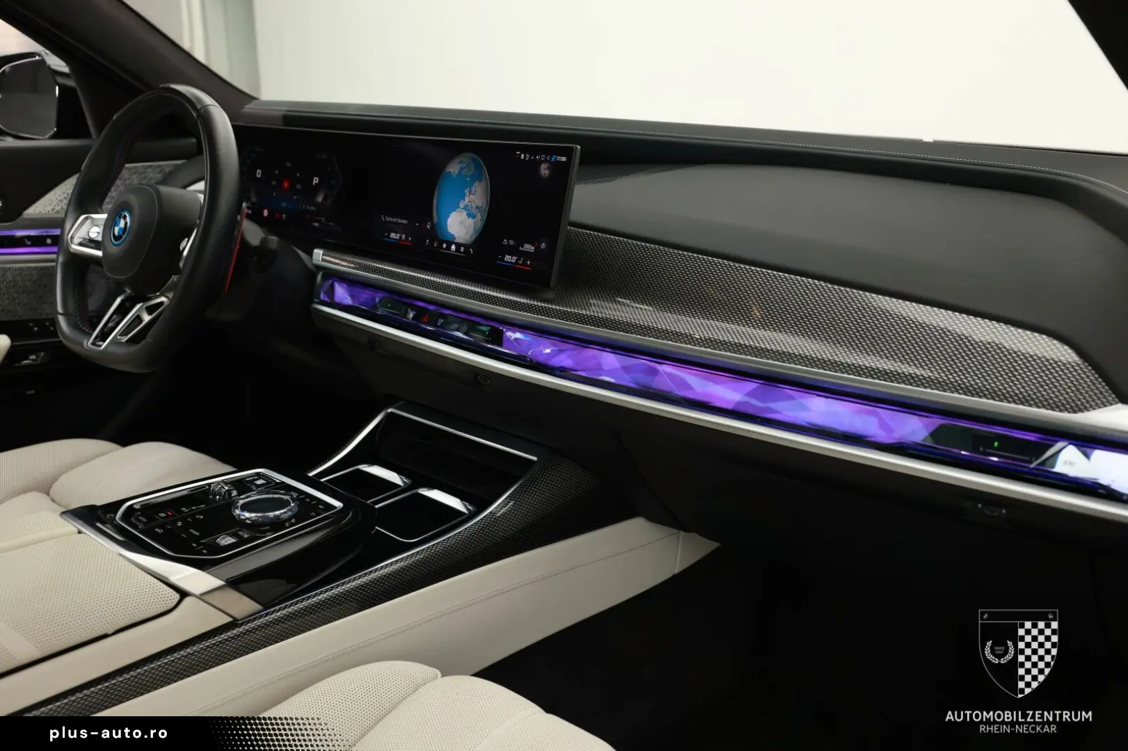 BMW M760 e TwoTone Innovation Panorama Iconic AHK