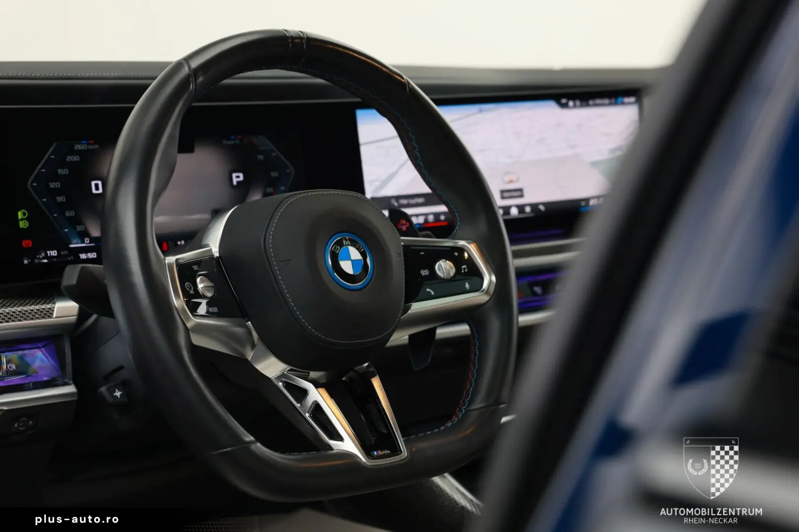 BMW M760 e TwoTone Innovation Panorama Iconic AHK