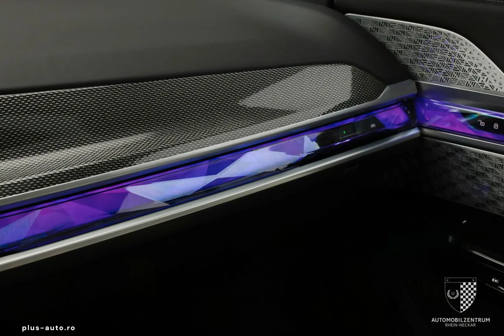 BMW M760 e TwoTone Innovation Panorama Iconic AHK