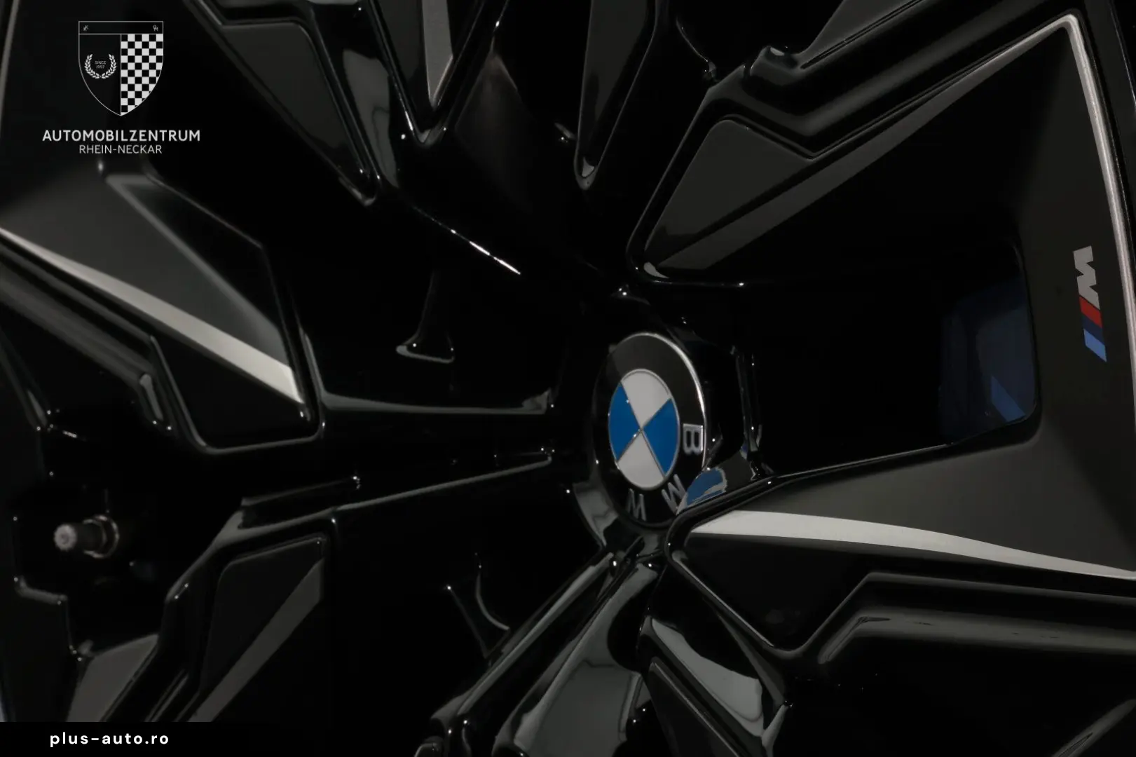 BMW M760 e TwoTone Innovation Panorama Iconic AHK