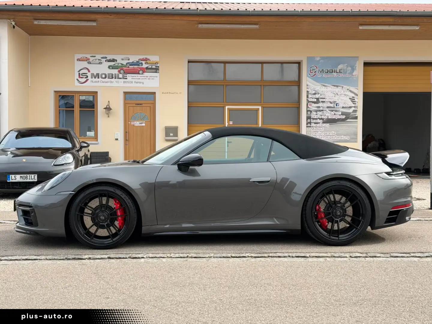 Porsche 911 Carrera 4 GTS Cabrio Ambiente