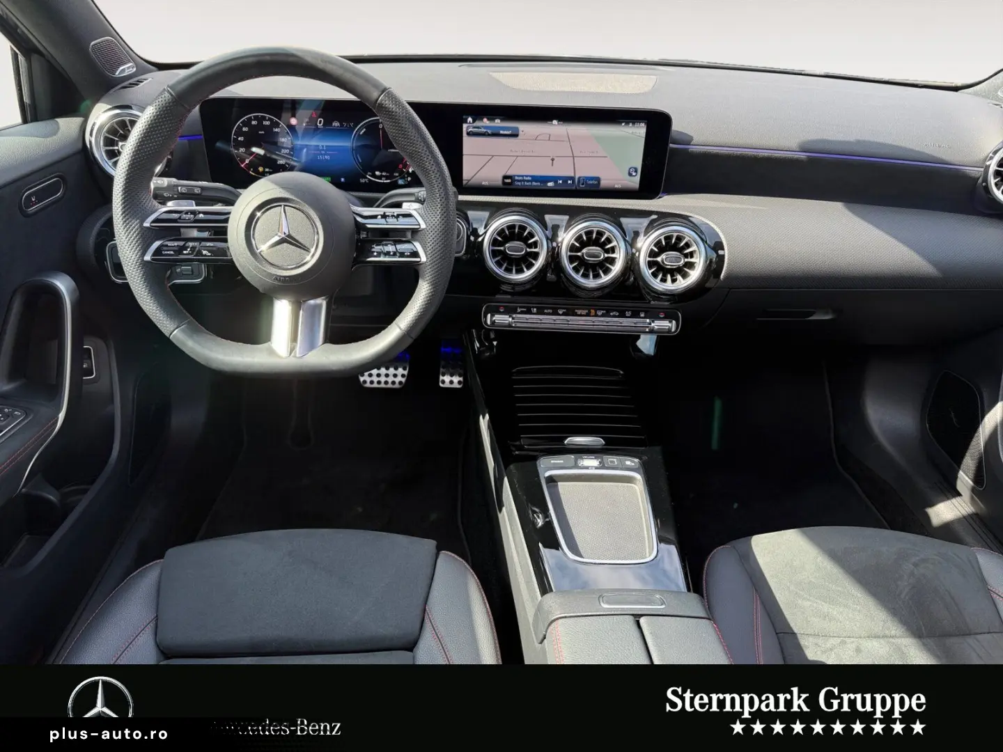 MERCEDES-BENZ A 250 e AMG Pano Distro AHK Multibeam Night 19