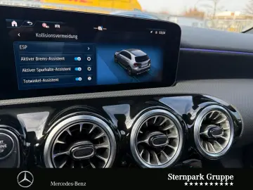 MERCEDES-BENZ A 250 e AMG Pano Distro AHK Multibeam Night 19