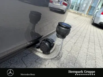 MERCEDES-BENZ A 250 e AMG Pano Distro AHK Multibeam Night 19