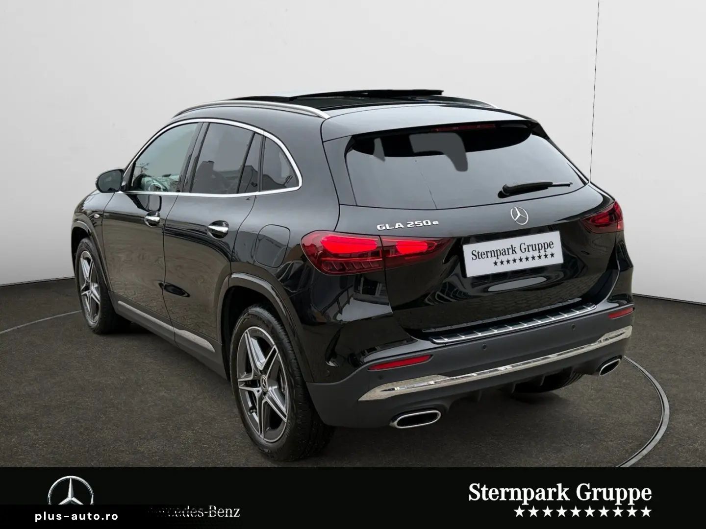 MERCEDES-BENZ GLA 250 e AMG  Pano HuD WinterP. 360  &hellip;