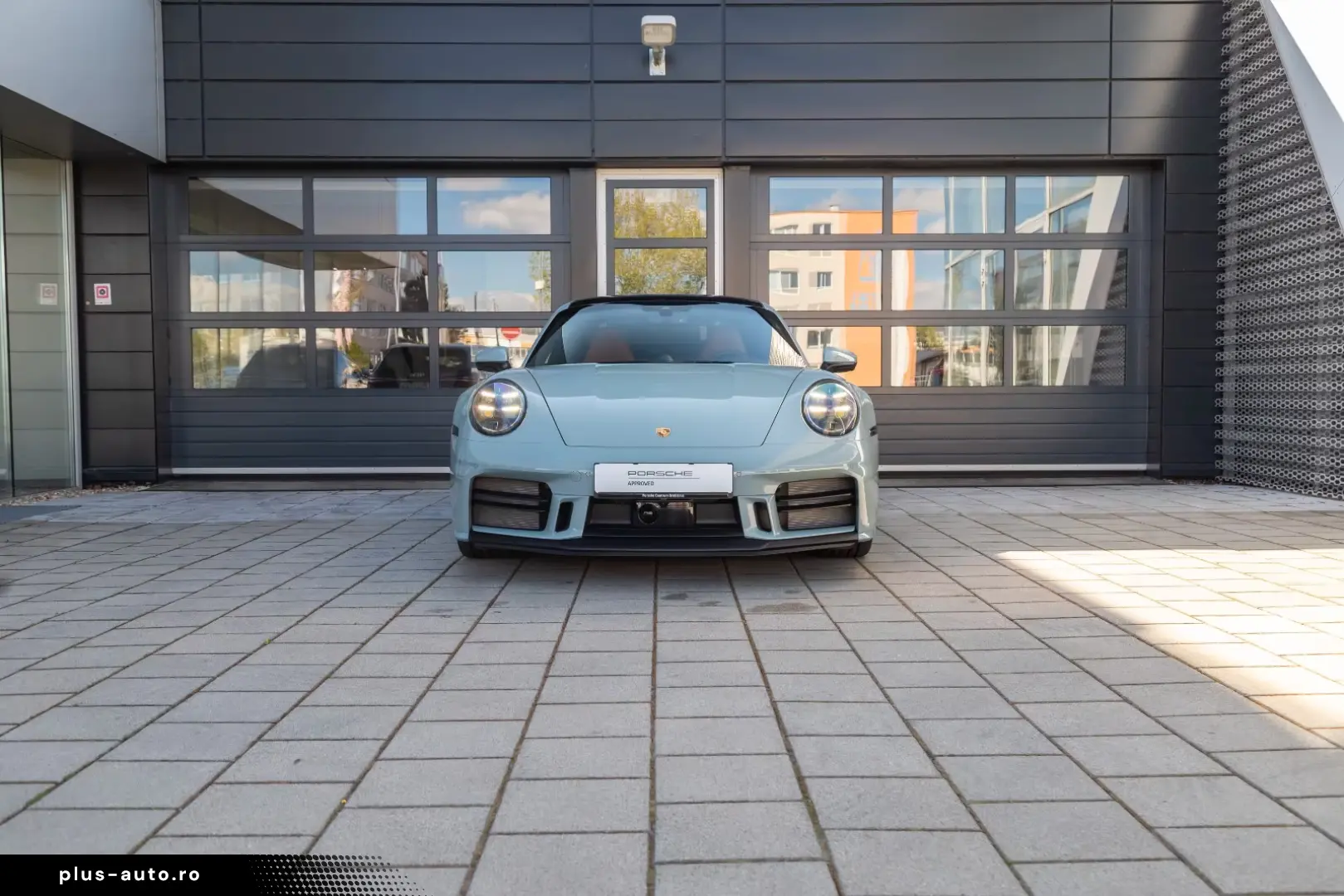 Porsche 911 Carrera 4 S