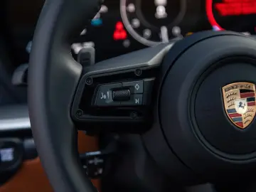 Porsche 911 Carrera 4 S