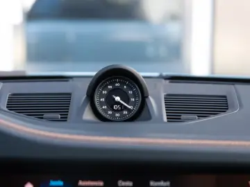 Porsche 911 Carrera 4 S