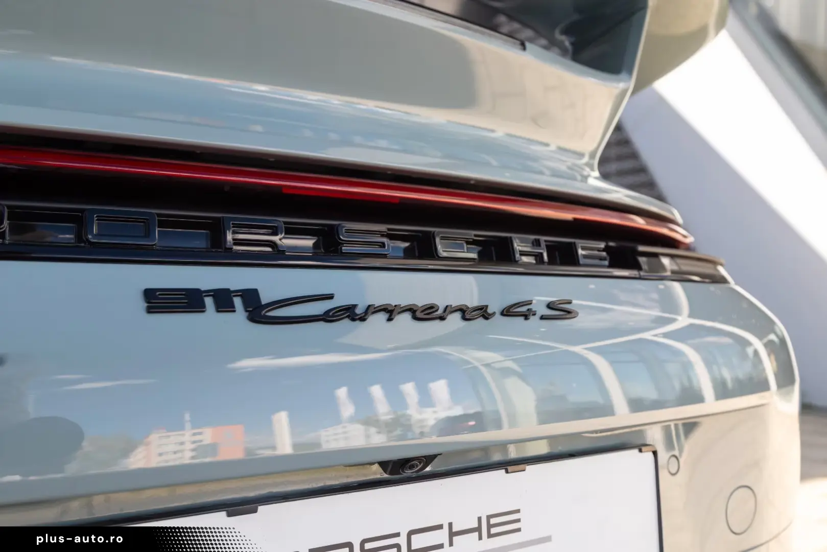 Porsche 911 Carrera 4 S