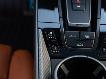 Porsche 911 Carrera 4 S