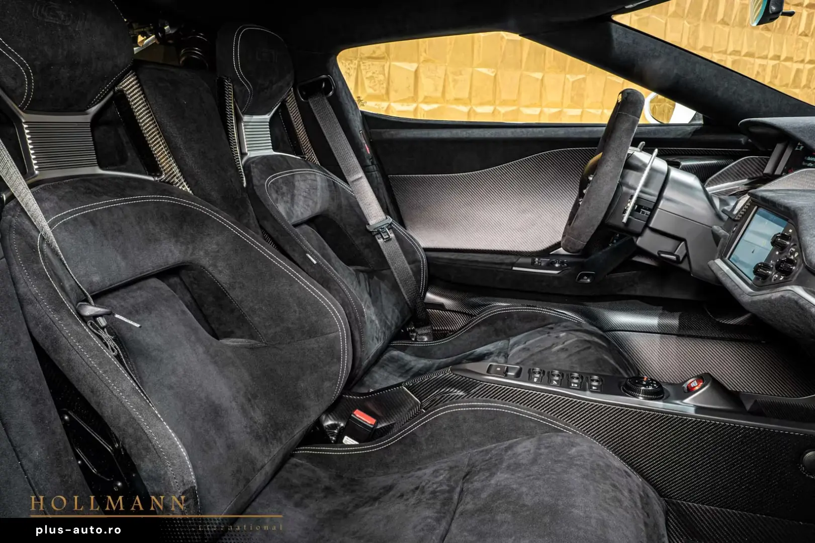 Ford GT LIFT CARBON FIBRE BREMBO CERAMIC BRAKE