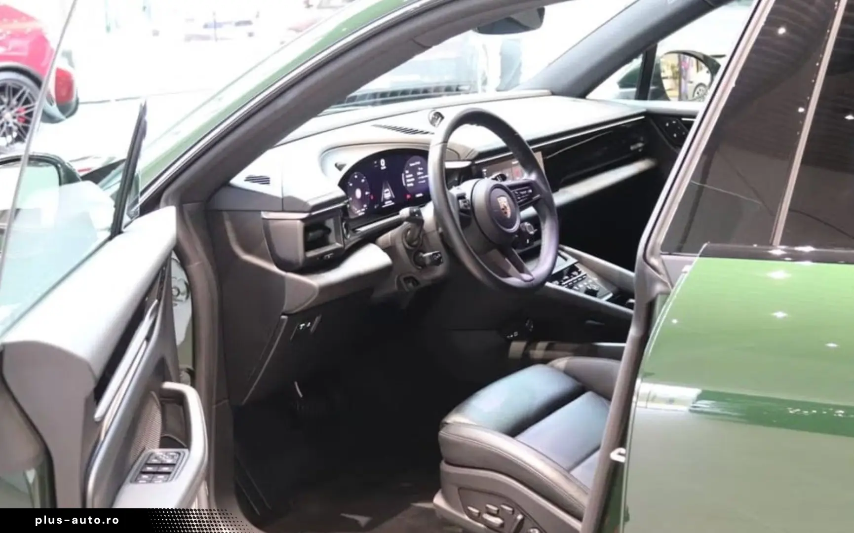 PORSCHE Macan Electric 4