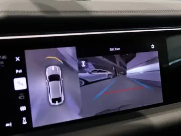 PORSCHE Macan Electric 4