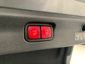 MERCEDES-BENZ AMG EQE 53 4MATIC   NIGHT