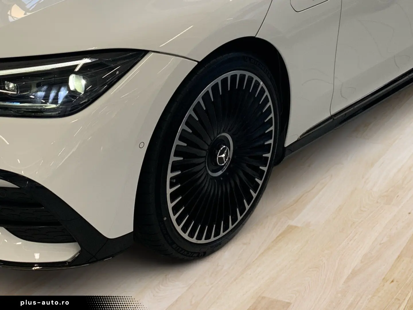 MERCEDES-BENZ AMG EQE 43 4M NIGHT