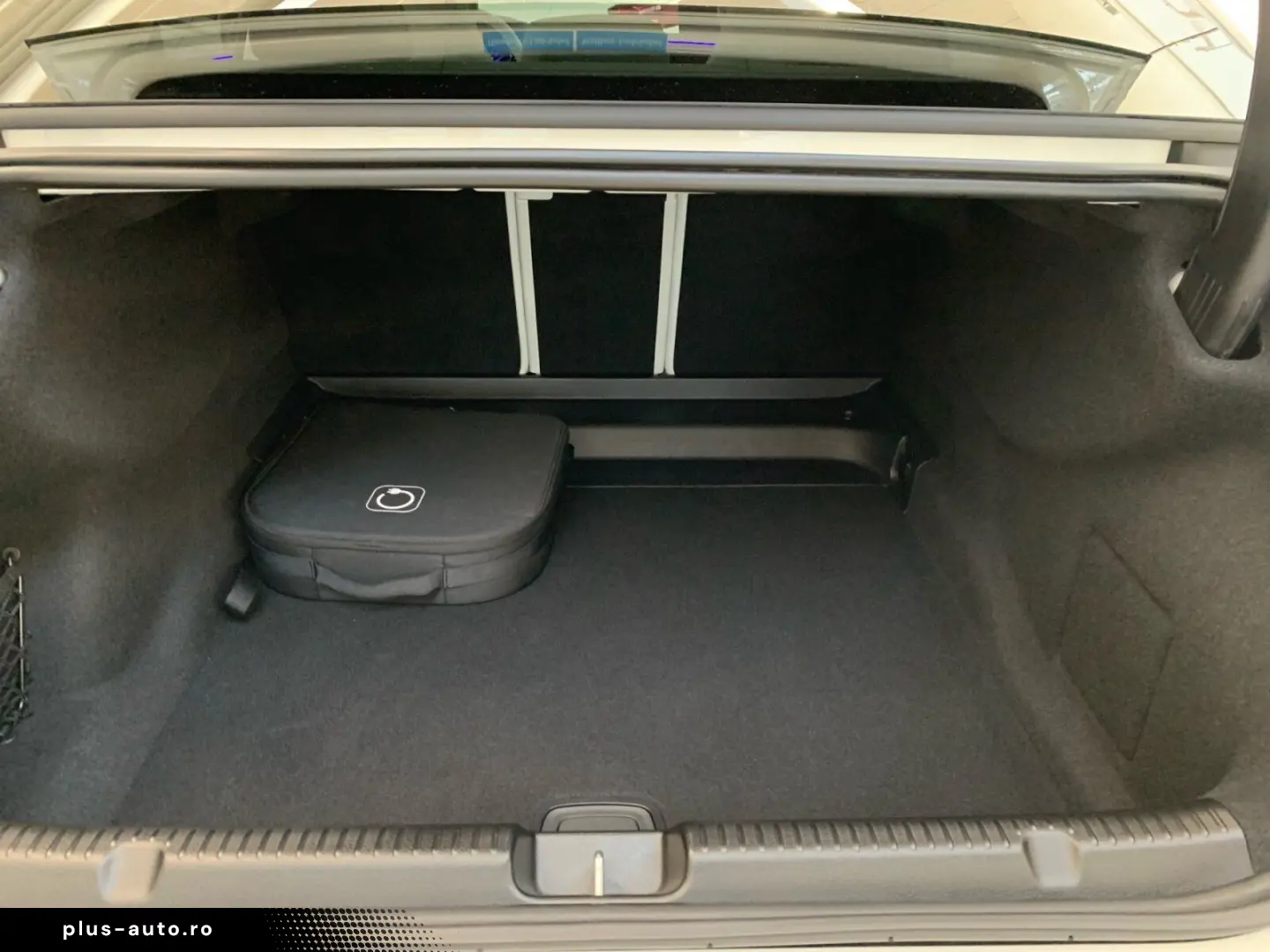 MERCEDES-BENZ AMG EQE 43 4M NIGHT