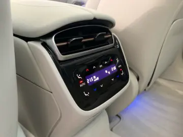 MERCEDES-BENZ AMG EQE 43 4M NIGHT