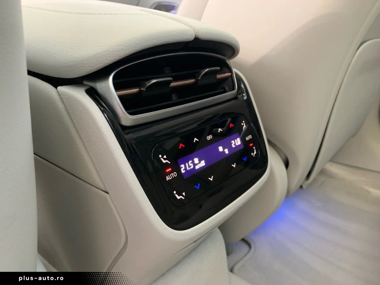 MERCEDES-BENZ AMG EQE 43 4M NIGHT