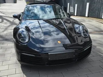 PORSCHE 992Carera 4 Coupe