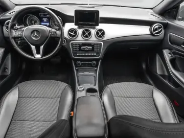 Mercedes-Benz Cla-200 Gen-C117-2013-2018