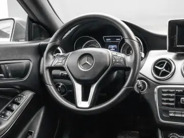 Mercedes-Benz Cla-200 Gen-C117-2013-2018