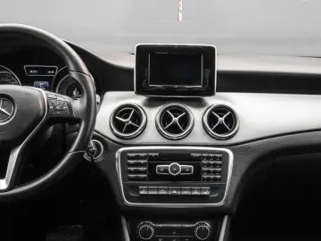 Mercedes-Benz Cla-200 Gen-C117-2013-2018