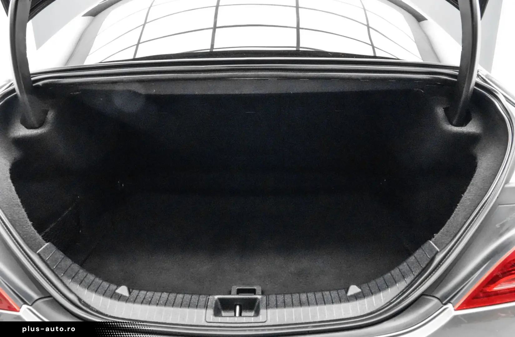 Mercedes-Benz Cla-200 Gen-C117-2013-2018