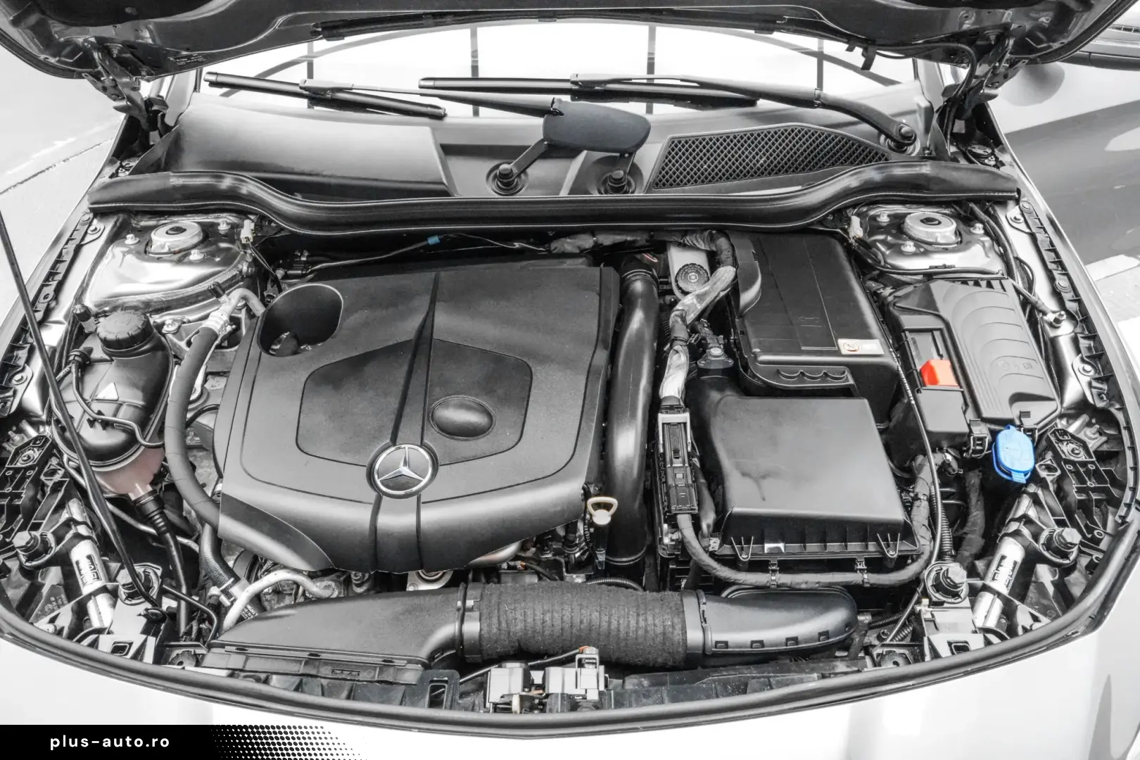 Mercedes-Benz Cla-200 Gen-C117-2013-2018