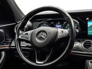 Mercedes-Benz E Gen-W213-2016