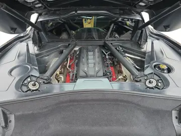 CORVETTE C8 Stingray Coupe 2LT Targa   Forgiato  HUD