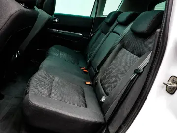 Peugeot 3008 Gen-I-2009-2016