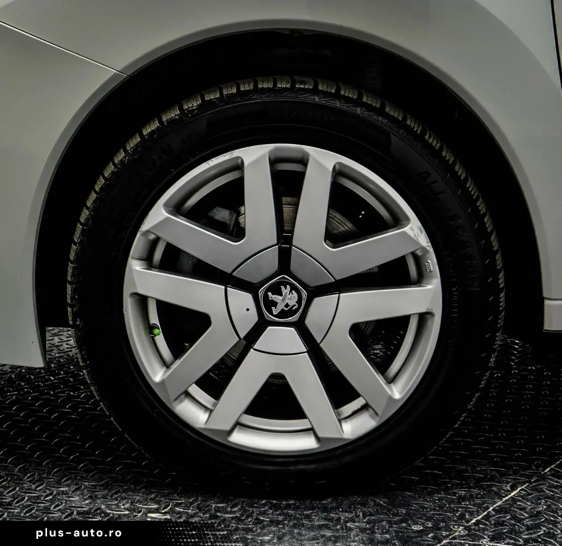 Peugeot 3008 Gen-I-2009-2016