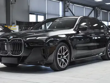 BMW 740d xDrive M Sport Mild Hybrid Sportautomatic