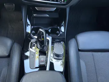 BMW X4 xDrive20i M Paket   HUD   LED   AHK   Panoram