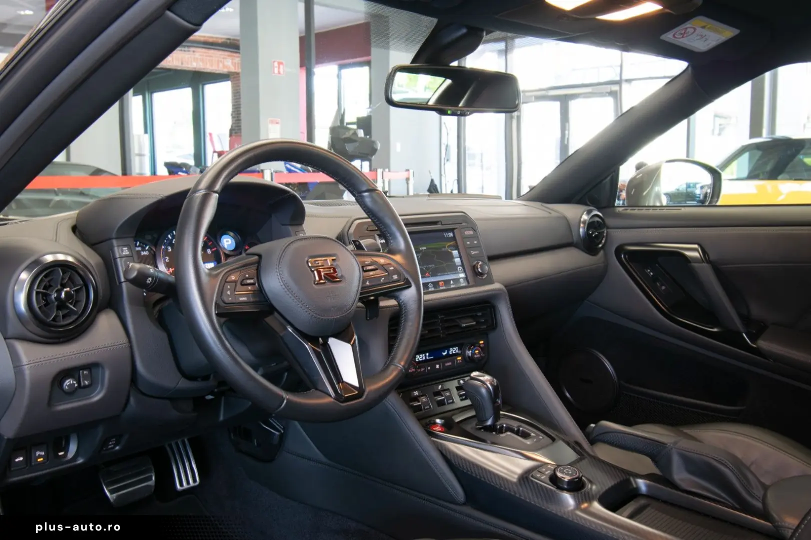 NISSAN GT-R Prestige Edition